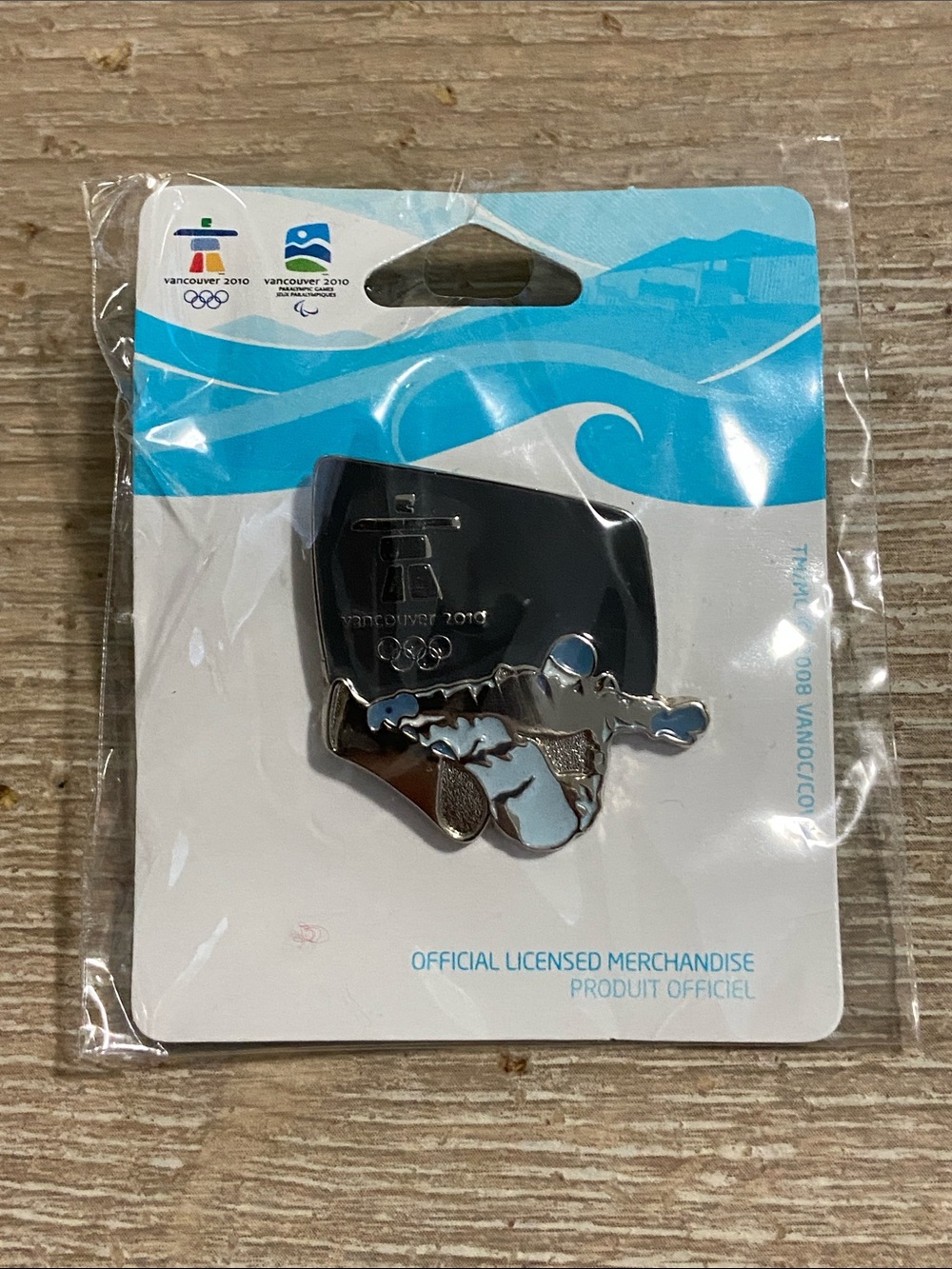 Vintage Vancouver 2010 Official Olympic Pin - Silhouette Halfpipe